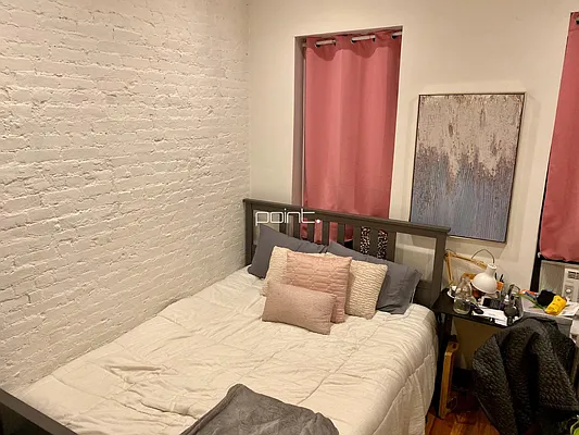 Rented by Point NYC | media 21