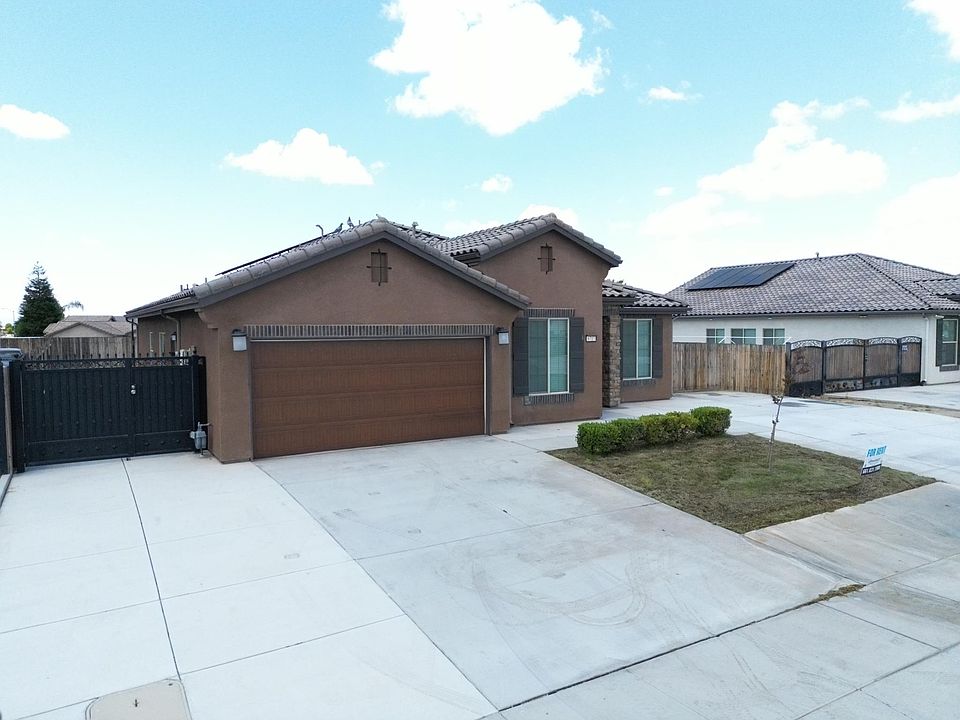 2nd image of 6717 Paper Birch Ln