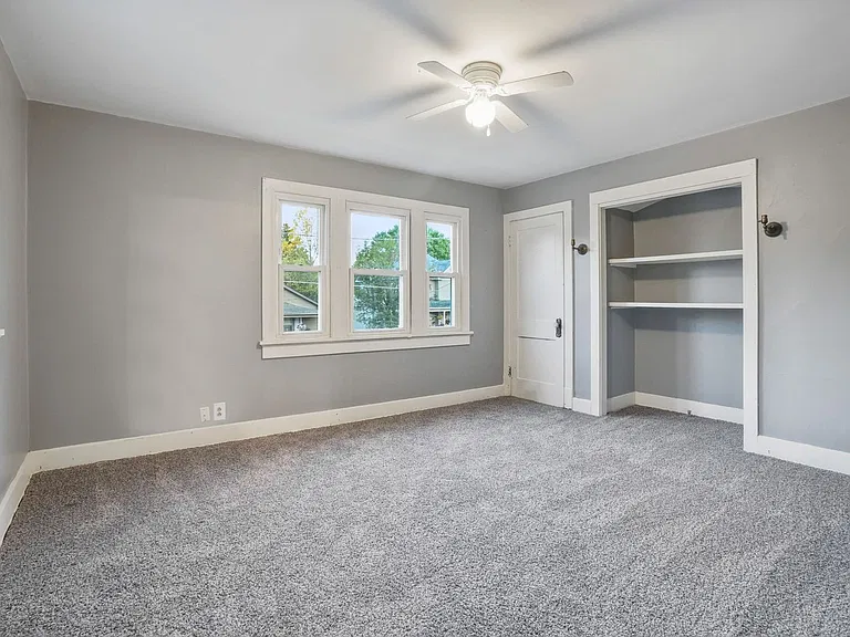 112 Linden Ave — Photo 16