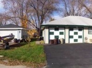 27214 101st St, Trevor, WI 53179