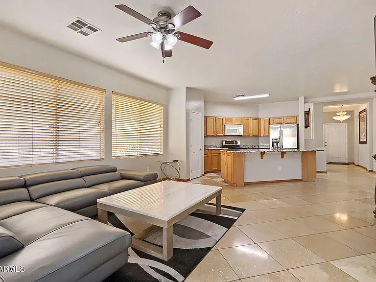 7270 W Gardenia Ave — Photo 10