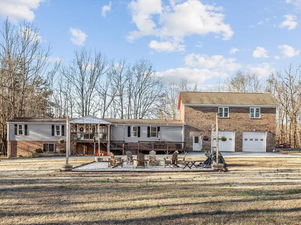 9710 Tapp Rd, Hurdle Mills, NC 27541