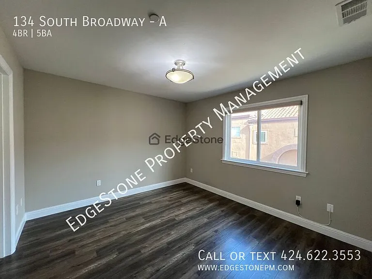 134 S Broadway #A — Photo 17