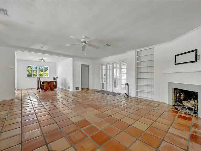 4237 Higel Ave — Photo 21