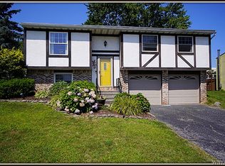163 Crownview Ter, Hamburg, NY 14075