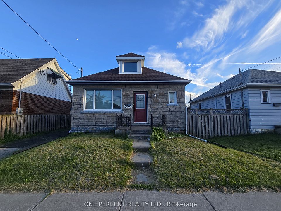 1st image of 536 Queensdale Ave E