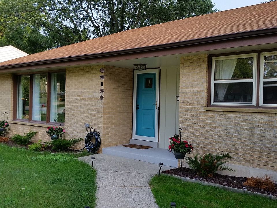 1st image of 10915 W Derby Ave