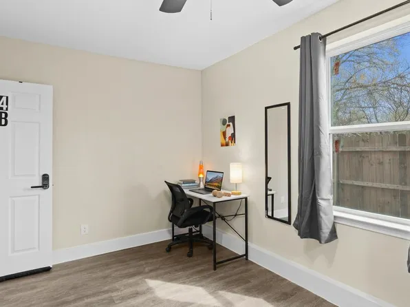 (undisclosed Address), Denton, TX 76201