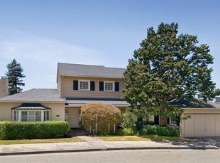 1015 Park Ln, Oakland, CA