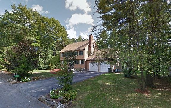 Convenient Commuter Location