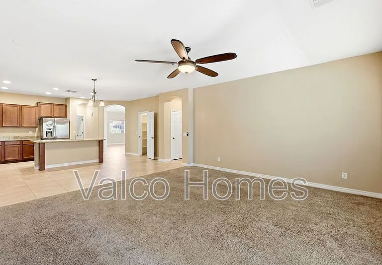 2717 E Ficus Way — Photo 18