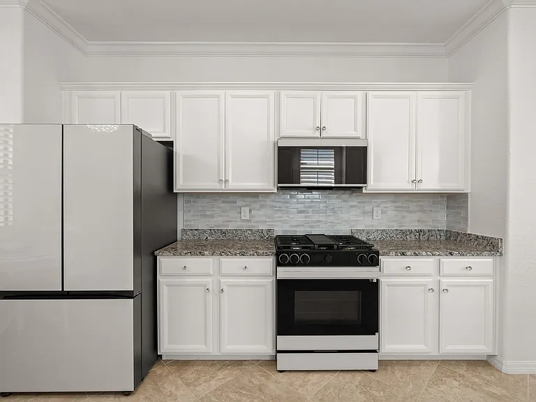 17233 Blue Ridge Pl — Photo 5