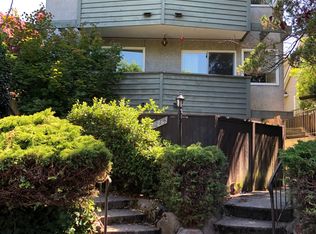 6214 9th Ave NE, Seattle, WA 98115