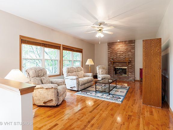 5th image of 829 Tylerton Cir