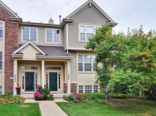2804 N Greenwood Ave, Arlington Heights, IL 60004
