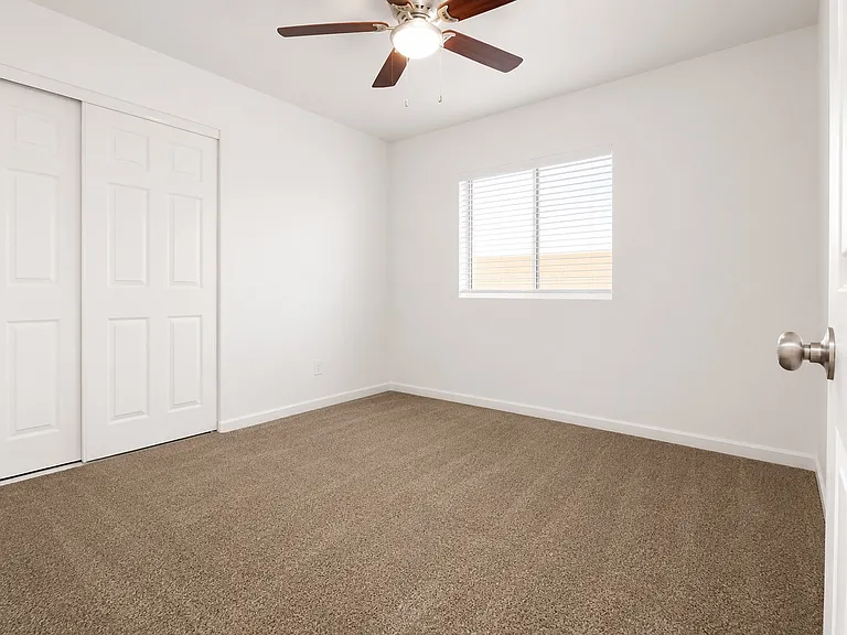 2533 S Olivia Ave — Photo 6