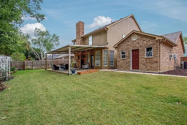 2309 Claremont Ct — Photo 26