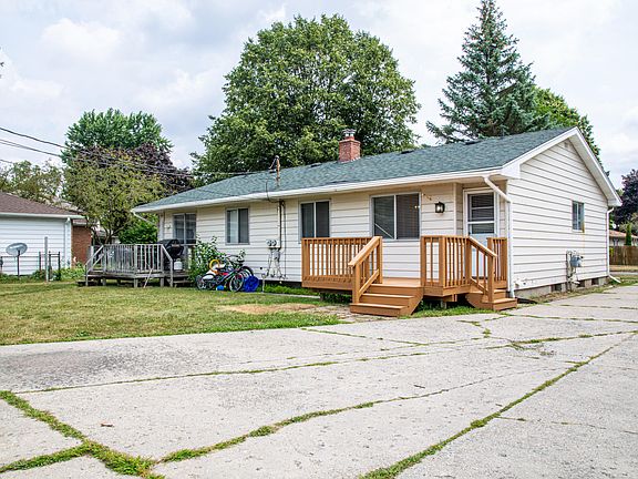5th image of 2812 Averill Dr