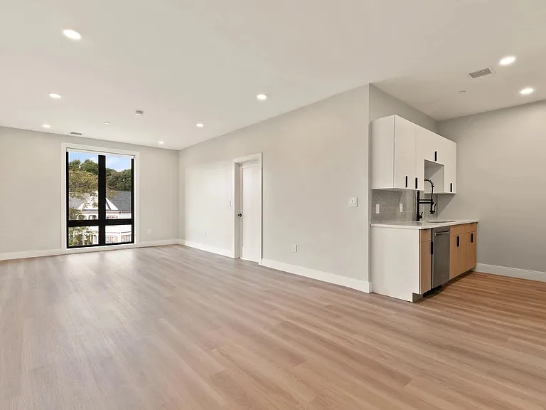 1700 Dorchester Ave — Photo 19