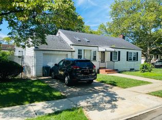 60 Allison Ave, Staten Island, NY 10306