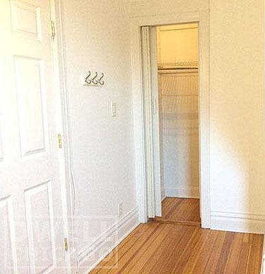 5th image of 3620 N Paulina St #1