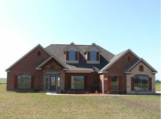 135 Boz Rd, Waxahachie, TX 75167