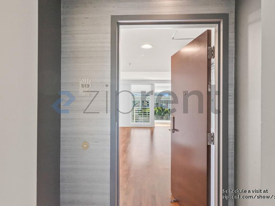 1st image of 555 4th St Unit 513