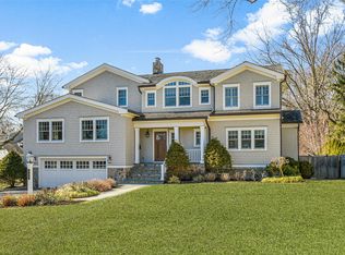 925 Sylvan Ln, Mamaroneck, NY 10543