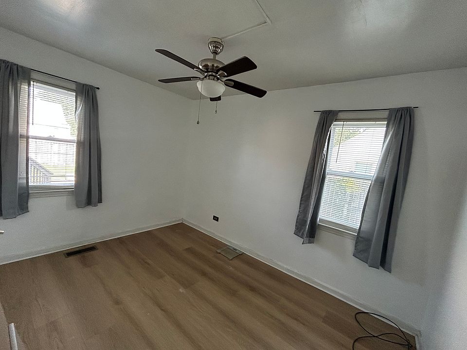 1st image of 8458 Quincy St