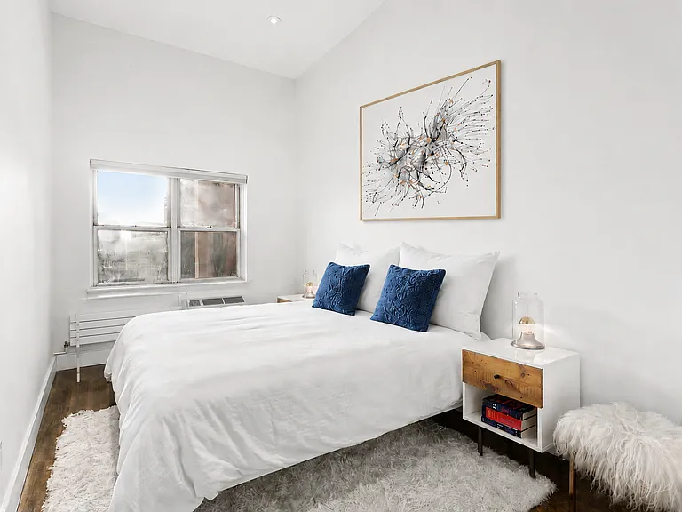 468 W 23rd St #5R — Photo 6