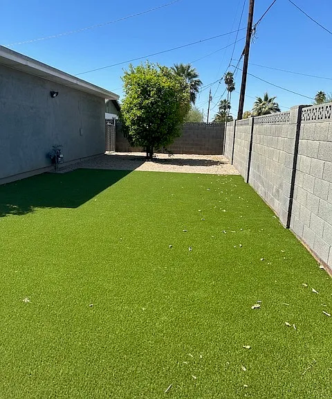1416 E Del Rio Dr — Photo 36