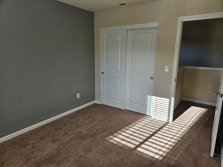 51192 SW Klompen St — Photo 14