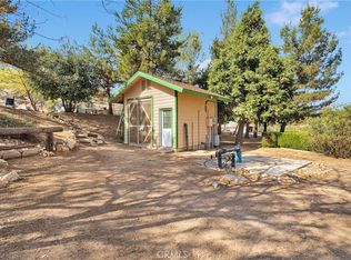 13635 S Duxbury Rd, Hesperia, CA 92345
