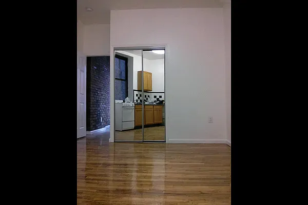 Rented by Authentic Realty | media 32