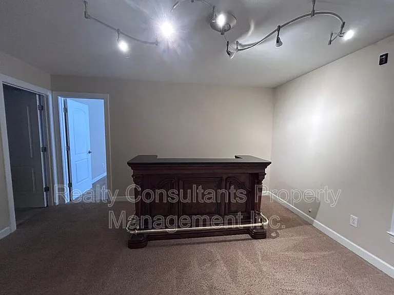 4540 Pebble Lake Dr — Photo 96