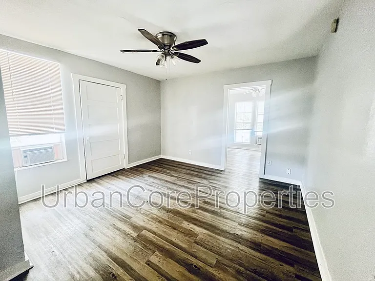 417 4th St N #302 — Photo 7