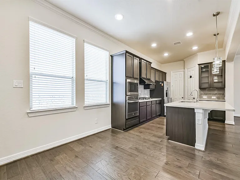 1504 Peyton Oaks Pl — Photo 24