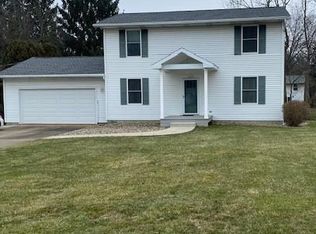 1015 Hillcrest Dr, Ashland, OH 44805