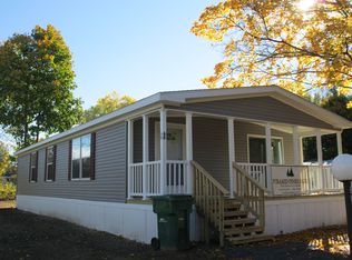 342 Pyramid Pines Est #60, Saratoga Springs, NY 12866
