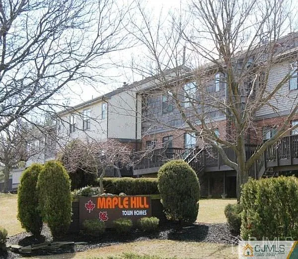 601 Maple Hill Dr #601