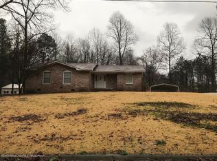 3405 13th Ave, Haleyville, AL 35565