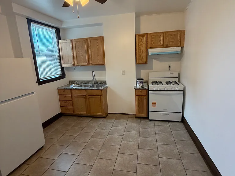3850 W Chicago Ave #2 — Photo 7