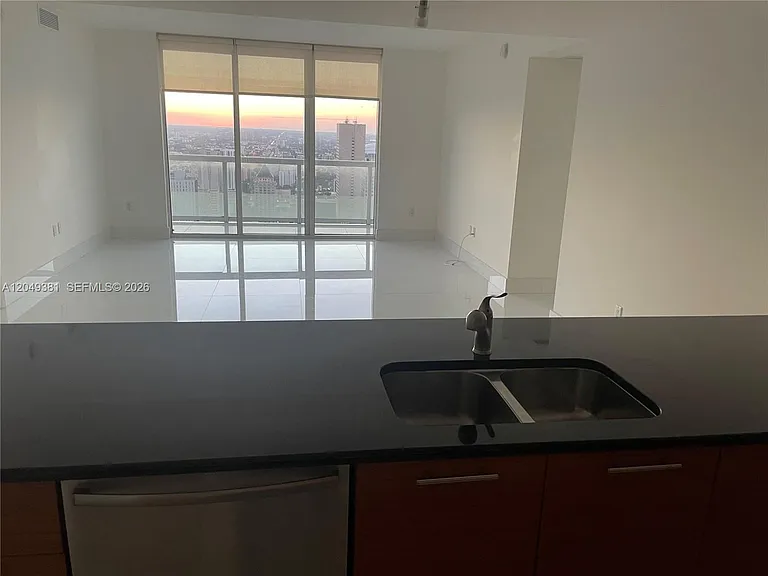 50 Biscayne Blvd #5001 — Photo 7