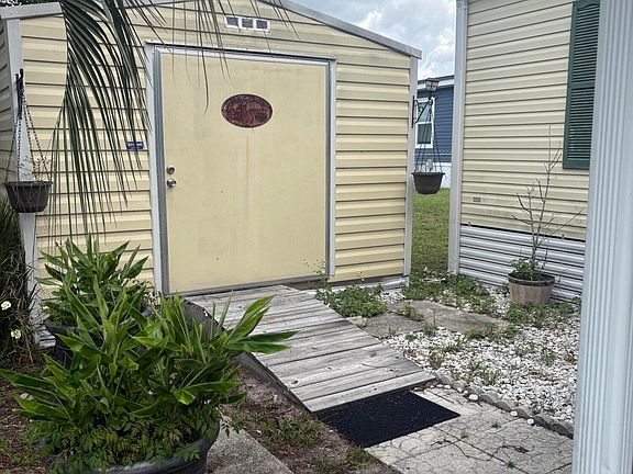 3rd image of 6776 TOWNSEND Road #162