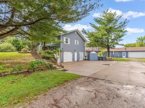 7709 Goshen Rd, Edwardsville, IL 62025