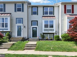 658 Boxwood Dr, Hampstead, MD 21074