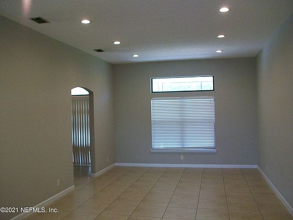 2nd image of 2185 Walkers Glen Ln