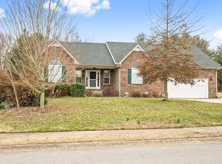 2808 Herndon Dr, Clarksville, TN 37043