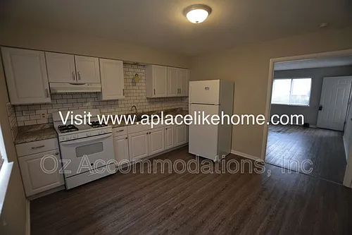 3607 W 47th St Photo 1