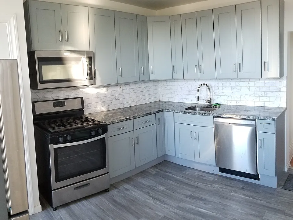 159-161 9th St #3